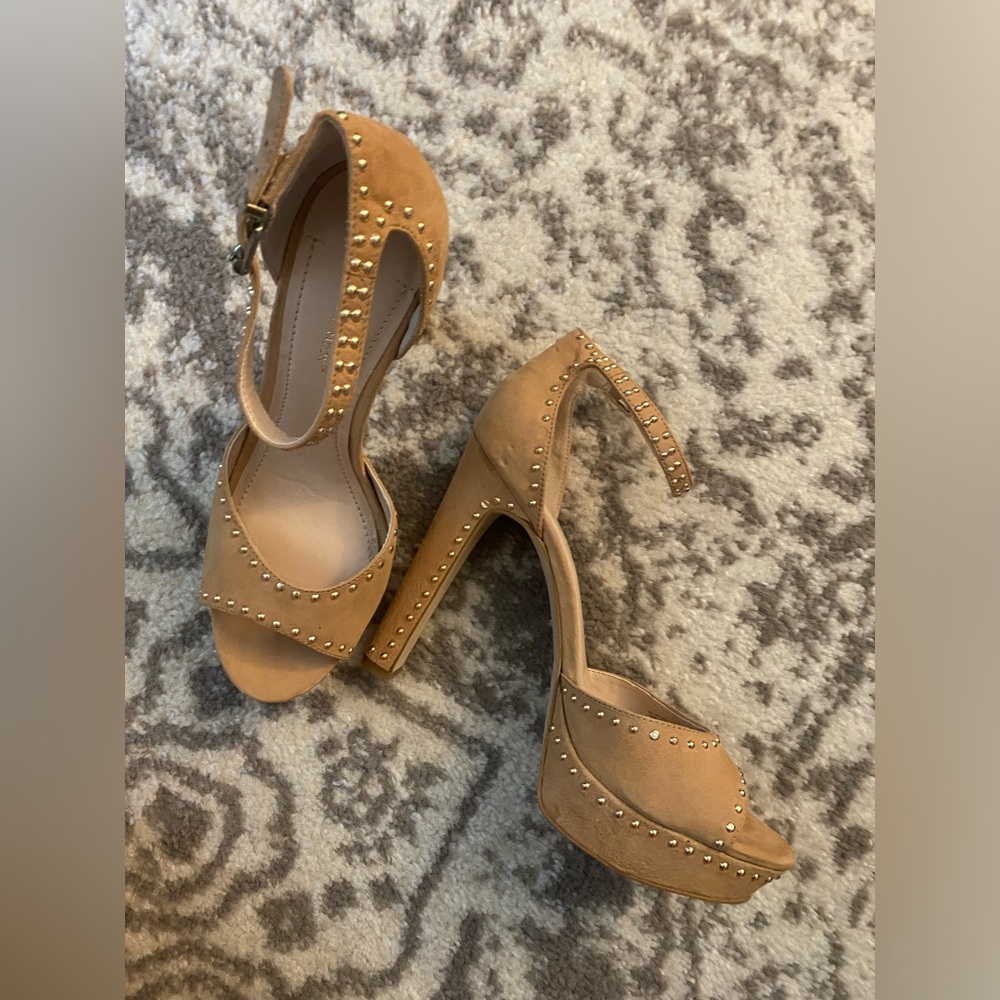 Embellished BCBC*G heels